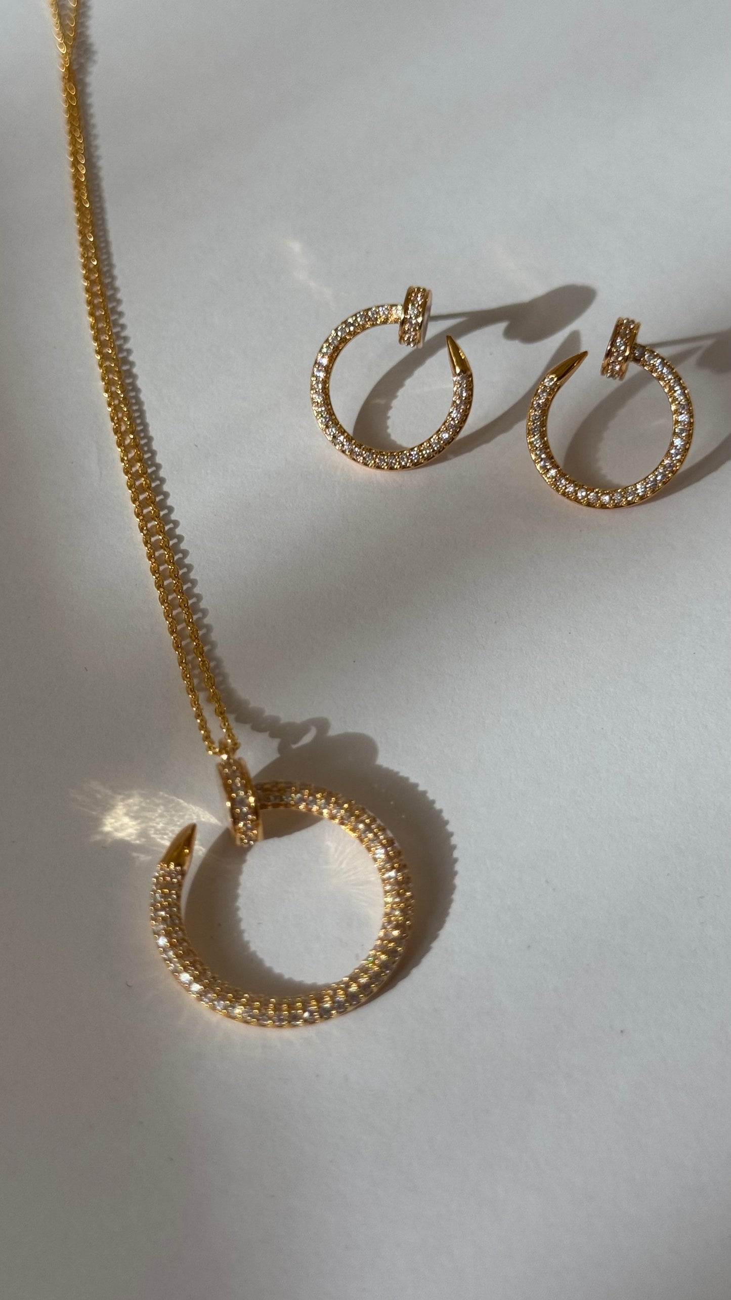 Amber set