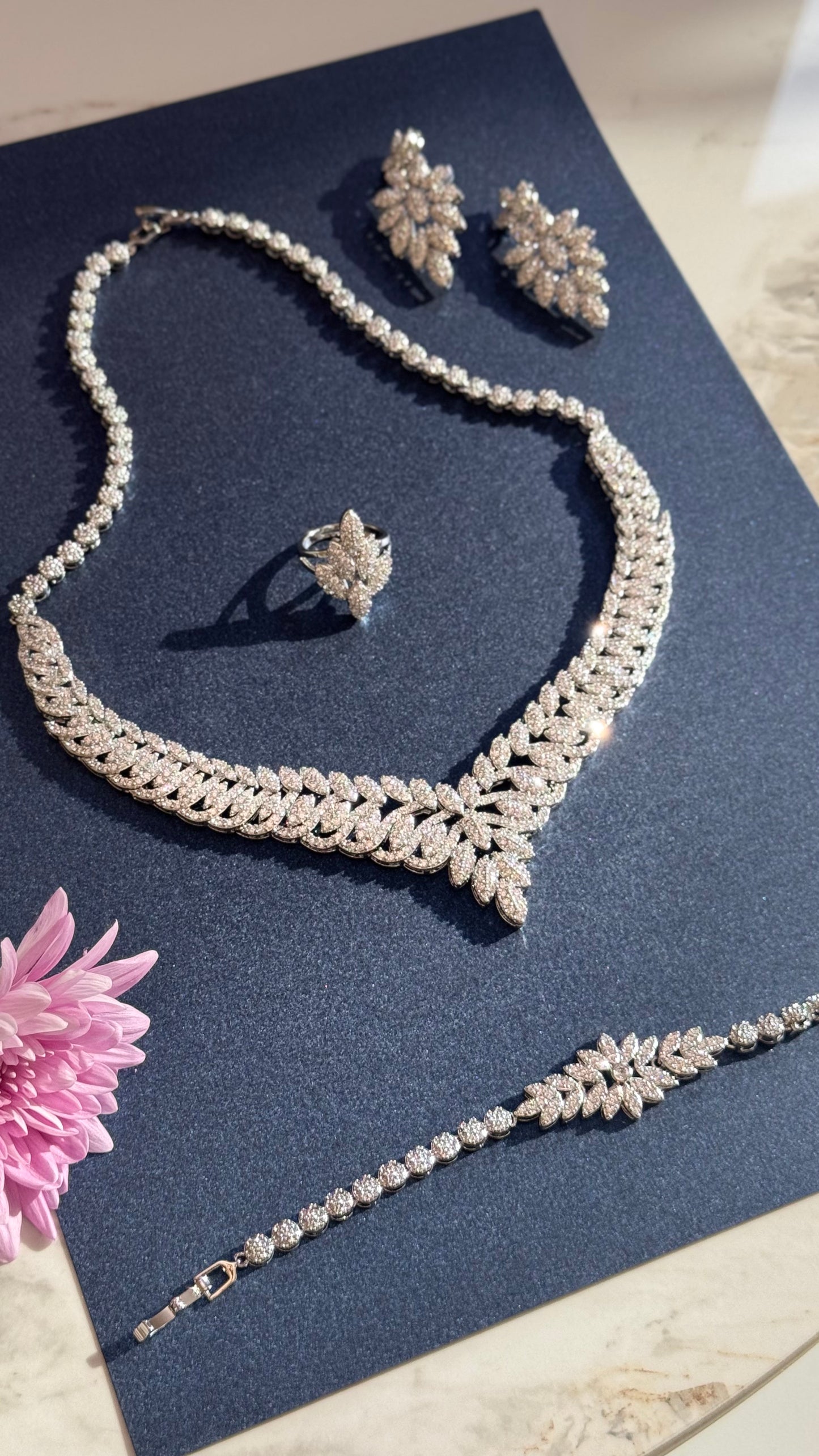 Gloria wedding set